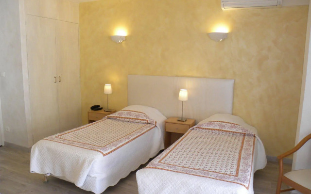 Anglade Hôtel