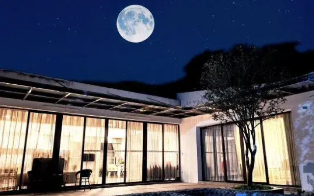 Yiluan Yunzhu Hot Spring Villa