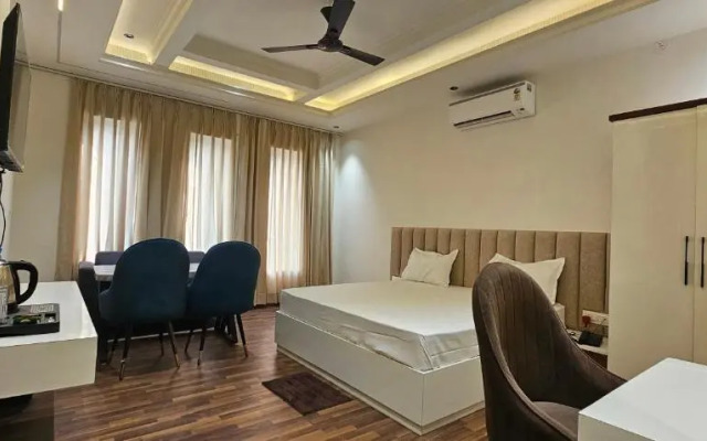Hotel Sharanga
