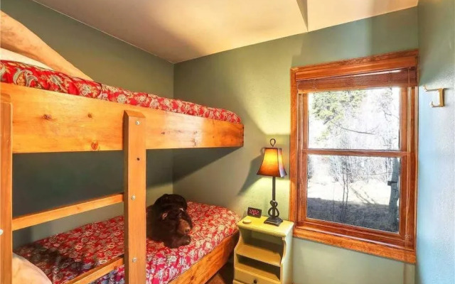 Hideaway Cabin House
