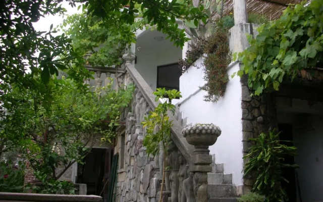 Lero Apartments