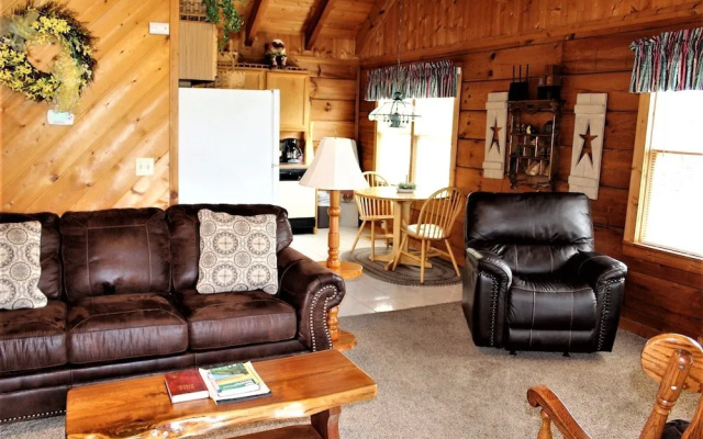 Honey Tree - Studio Cabin