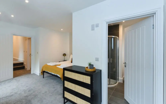 Dovecote Lane Suites