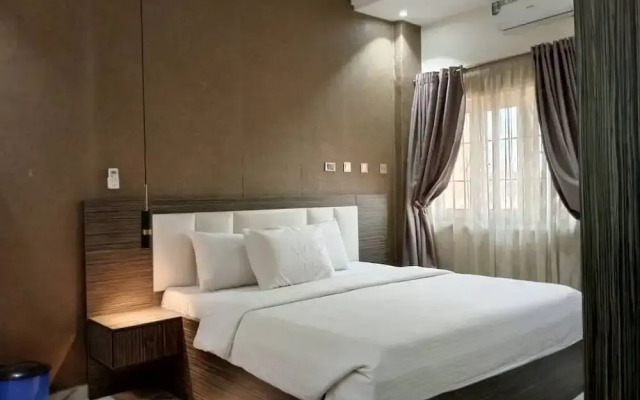Tofana Suites Limited