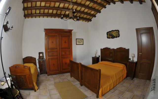 Agriturismo Borgo Di Pietra Bianca