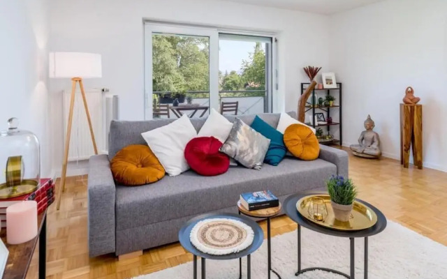 OG1 R City Wohnung Balkon nähe Salzburg