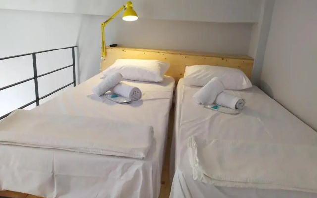 Thess Rooms Georgiou Katechaki 13
