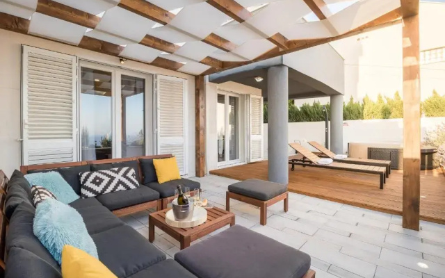 Apartment Allure