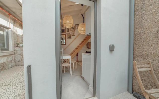 Mezzanine Stylish Apartment S