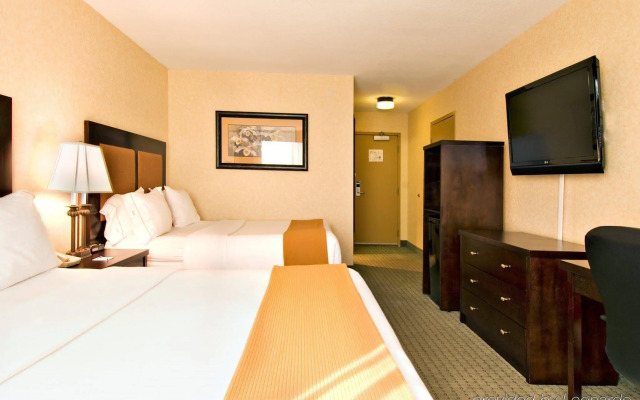 Holiday Inn Express Vancouver-Metrotown (Burnaby) by IHG