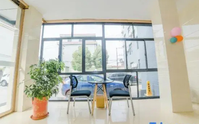 GreenTree Zhixuan Hotel (Zhangjiagang Bonded Area Logistics Park Deji Town)