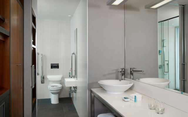 Aloft by Marriott London Excel