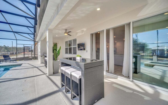 2525 Shanti Amazing 15 Suites Mansion