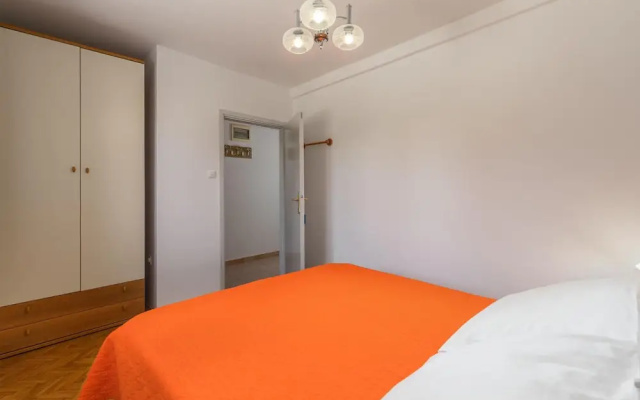 Awesome Apartment in Zambratija With Wifi and 2 Bedrooms