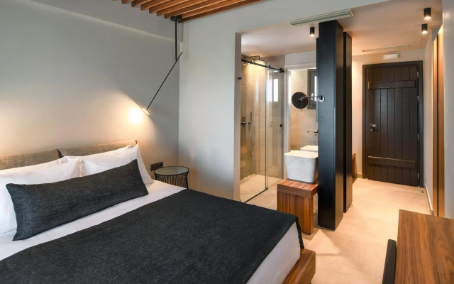 Uma Ray Suites