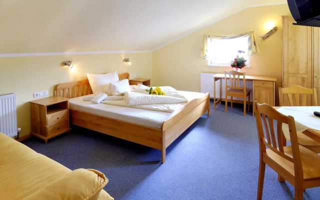 Hotel Pension Bruderhofer