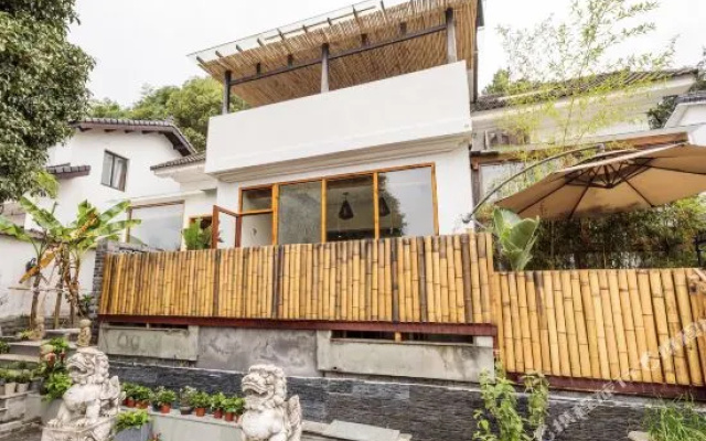 Hangzhou Lingyin Zhanrantang Holiday Hotel