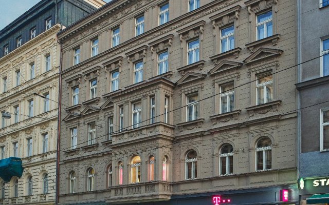 DownTown Suites Jugoslavska in Prague, Czech Republic from 151$, photos, reviews - zenhotels.com hotel front