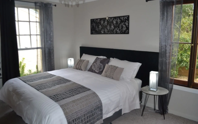 Mulberry Cottage Unique B&B Accommodation