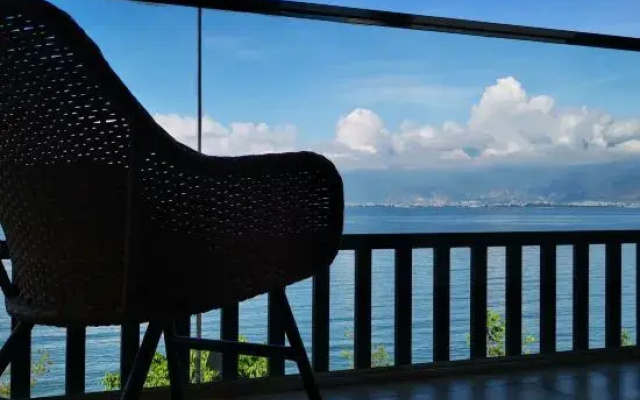 Floral Hotel Dali Shuanglang Yuanjuyishu Seaview