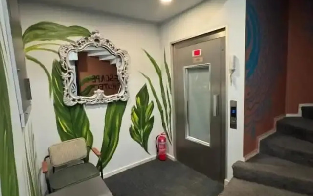 escape hotel