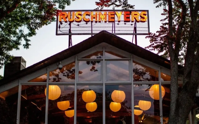 Ruschmeyers #1 - Queen