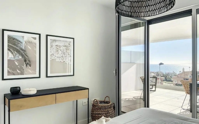Via Celere 2332 Luxury Sea View Apartment