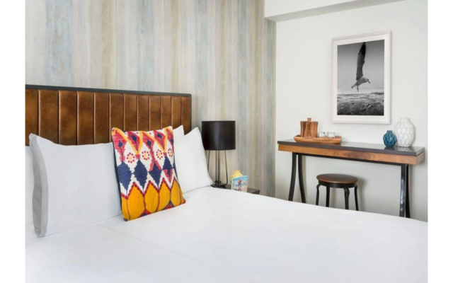 Kenmore Village Hotel, South Beach