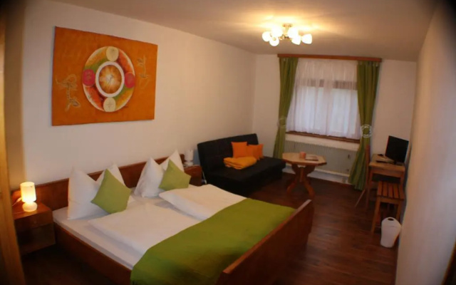 AH Alpengarten Hotel GmbH