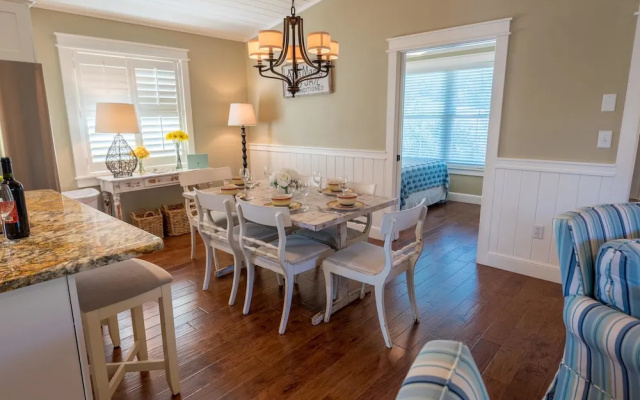 Cabana Breeze Apartment 4