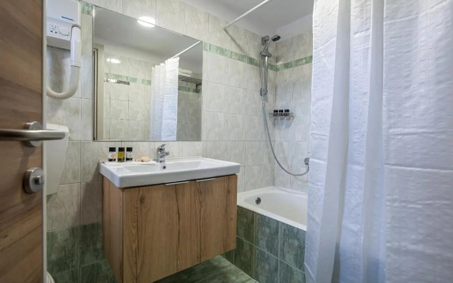 Marianthi Apartments