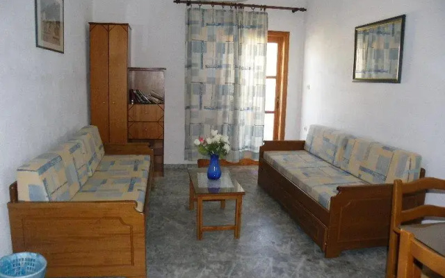 Filoxenia Apartments