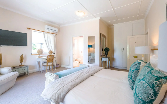 No. 10 Caledon Street Guest House