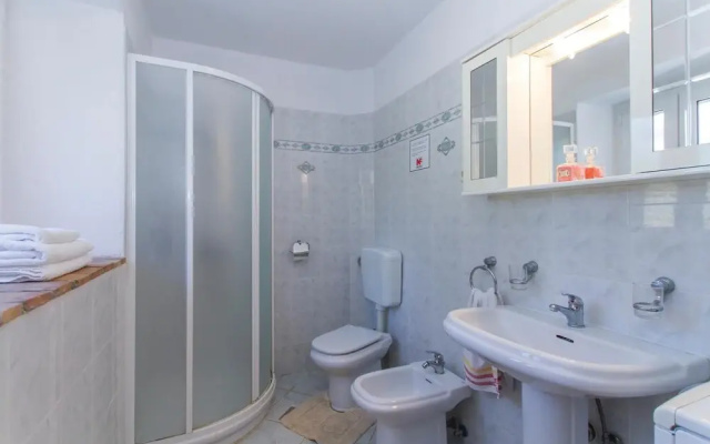 Nice Home in Martinjski With Wifi and 3 Bedrooms