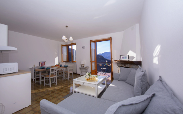 Balcone di Perledo