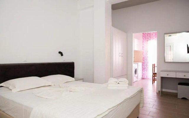 Sea Breeze Hotel