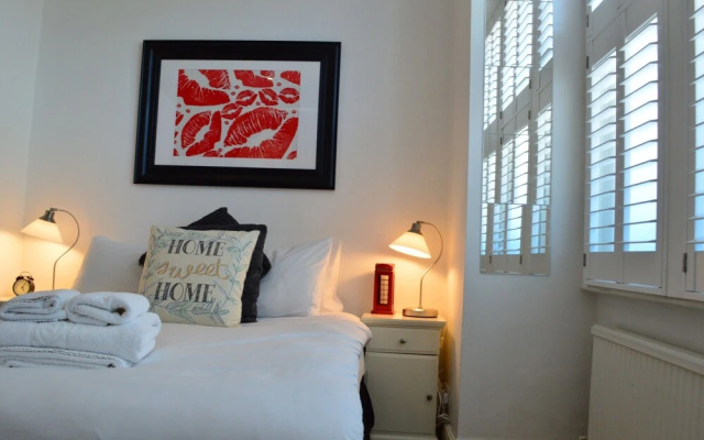 2 Bedroom Apartment In South Clapham