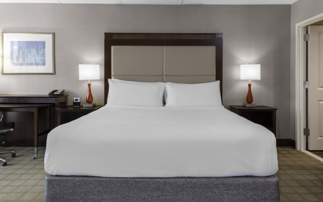 Crowne Plaza Boston - Woburn by IHG