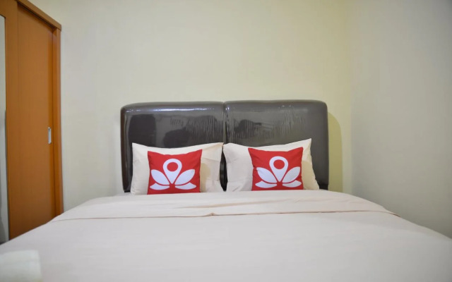 ZEN Rooms Near ITC Roxy Mas