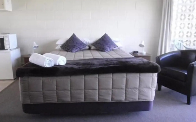 Mountain View Motel, Levin
