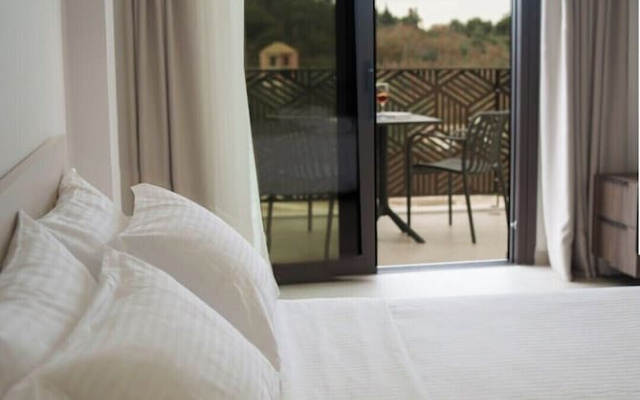 Malou & Charma Villas