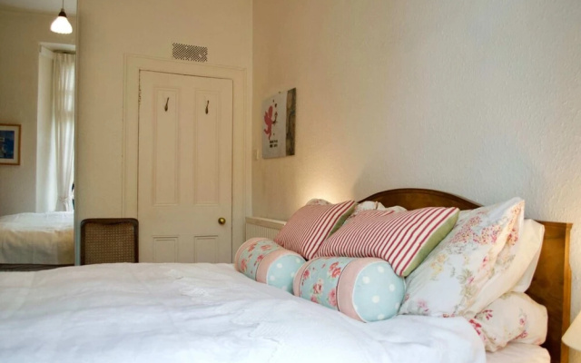 1 Bedroom Flat In Edinburgh