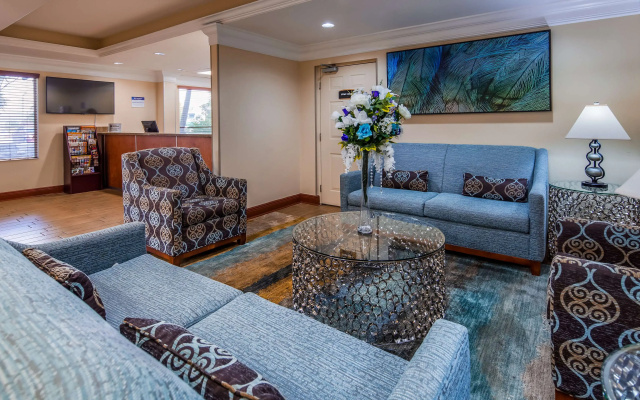 Bradenton Hotel & Suites