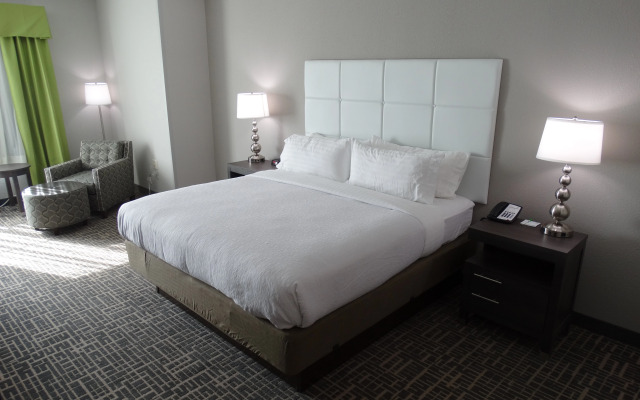 Holiday Inn Covington by IHG