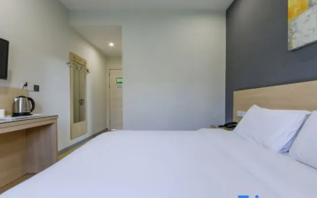 Yunji Hotel
