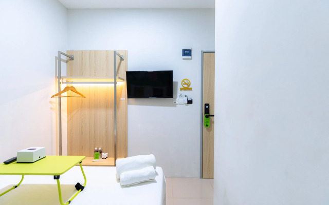 Urbanview Hotel R House Batam by RedDoorz