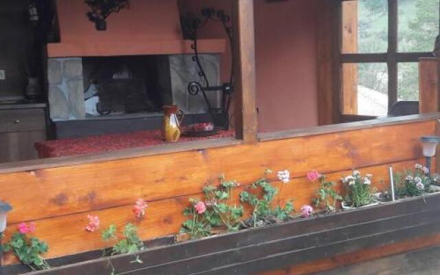 Отель Guest House Mountain Paradise вид на фасад