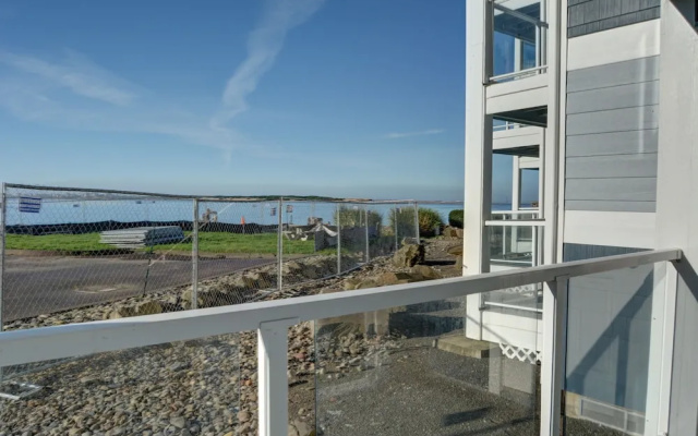 Waters Edge 104 - 1 Br Condo