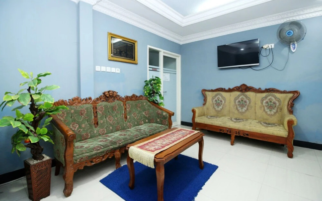 Airy Eco Syariah Bandara Juanda Letjen Wahono 25 Sidoarjo