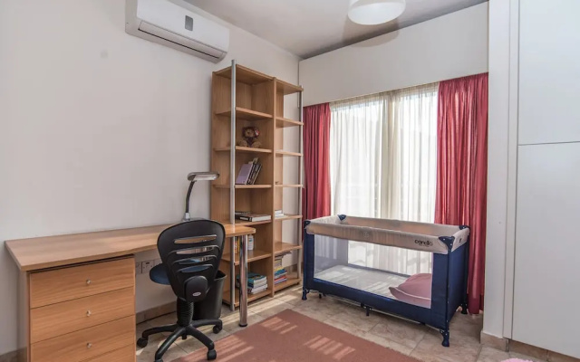 Koulas Apartment